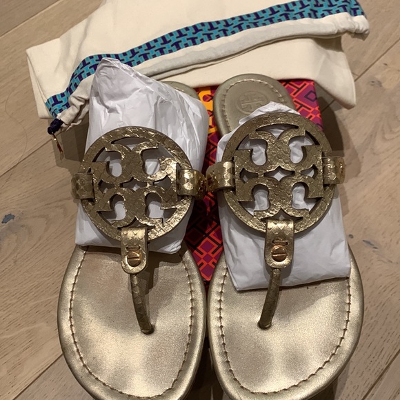 Rose gold Tory Burch Miller sandals - Picture 6 of 6